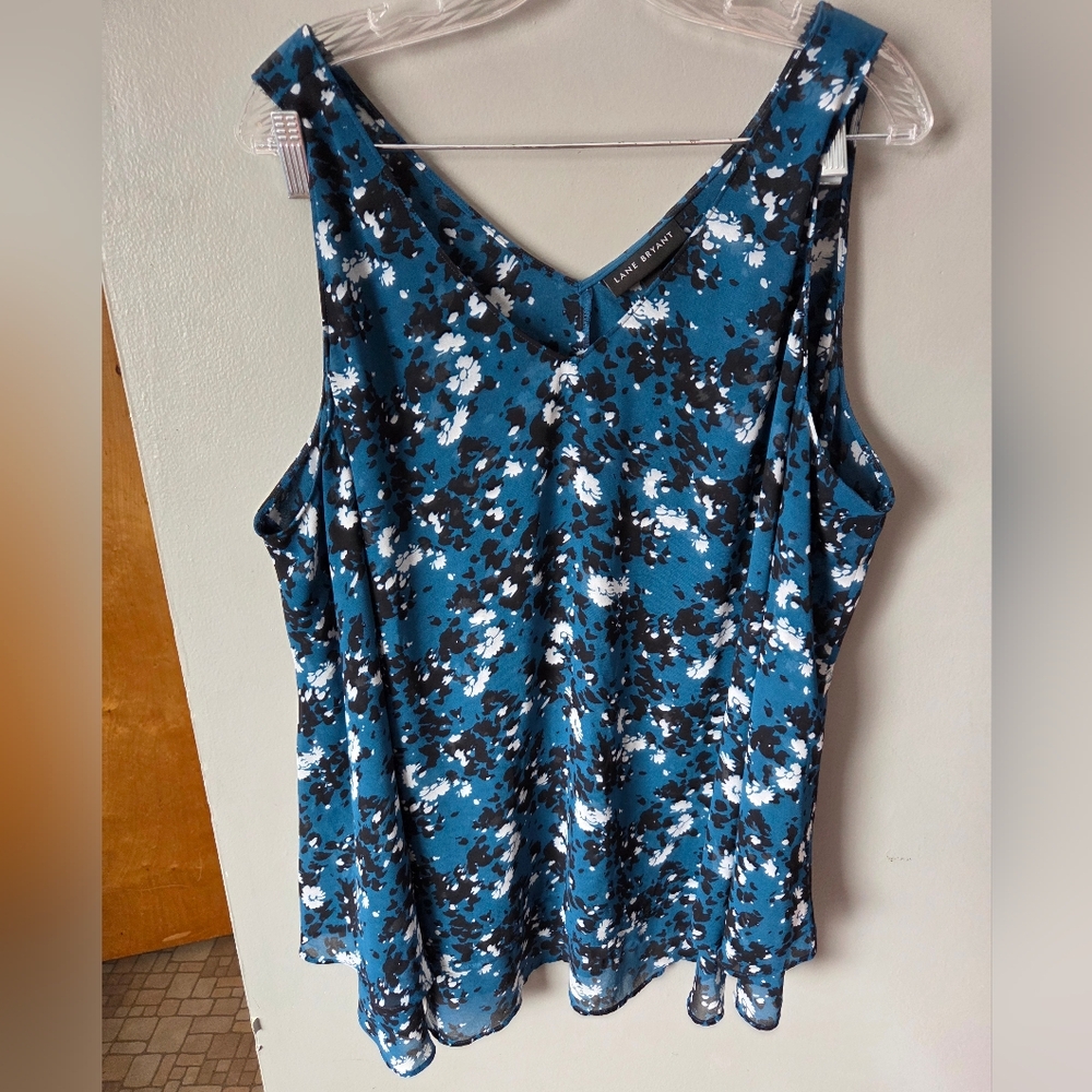 Lane Bryant Blue and Black Patterned Camisole 5 Items $10